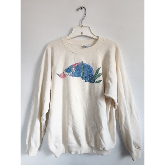 Hanes Tops - Vintage Sweatshirt Large Cream 80s Patchwork Hedgehog Applique Blue Pink‎ USA